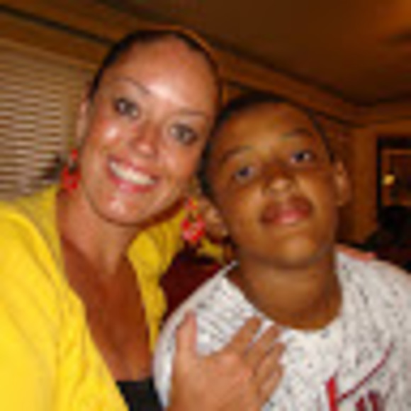 Meet your Posher, Jenn - Picture 1 of 1